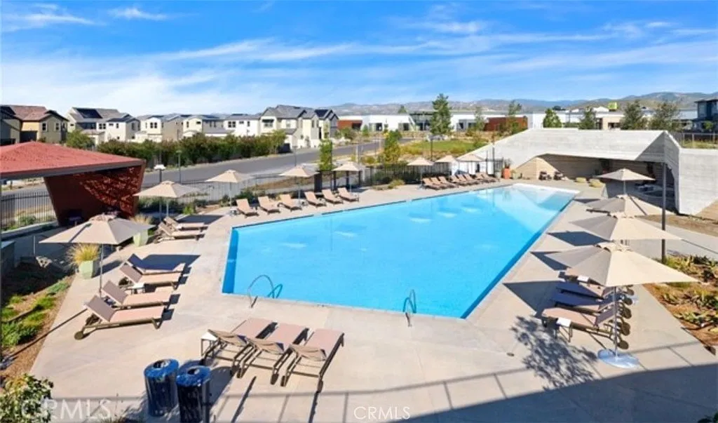 4 bed, 2579 sqft, $7,200 — Photo 1