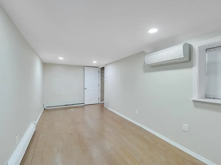 19 Dartmouth St — Photo 15