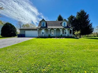378 Larimar Trl, Valparaiso, IN 46385