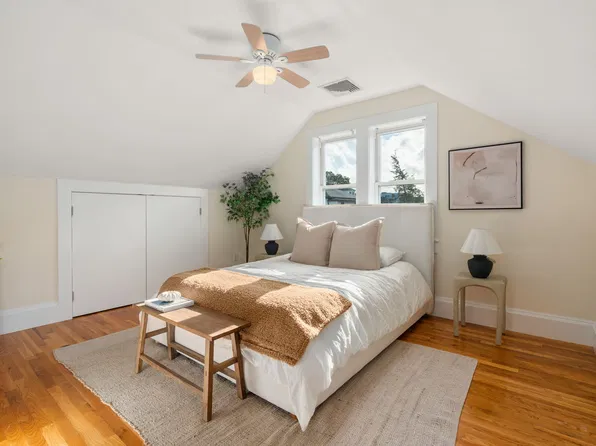6 Larose Pl #1, Boston, MA 02135