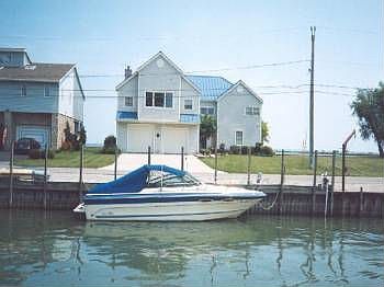 5th image of 2943 N Island Cir