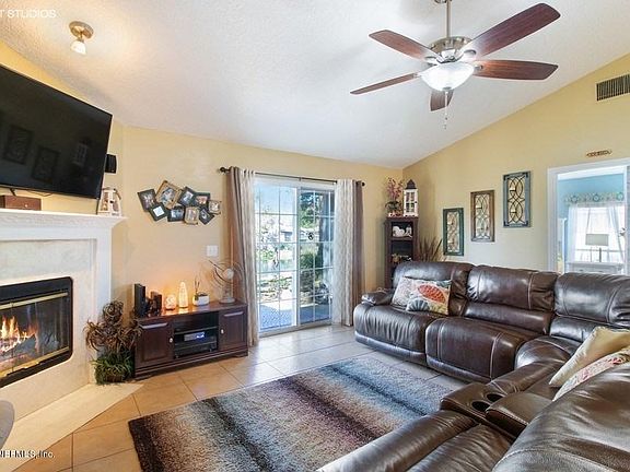 3rd image of 12543 Fallohide Ln