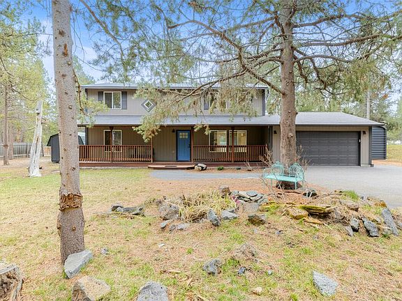 3rd image of 16826 Brenda Dr