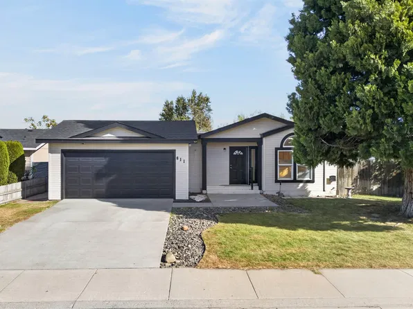 611 N Waldemar Ave, Pasco, WA 99301