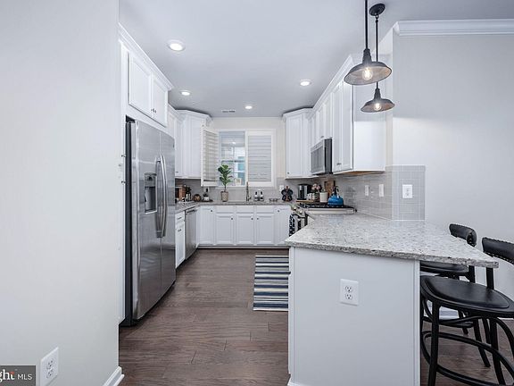 4th image of 23230 Milltown Knoll Sq Unit 112