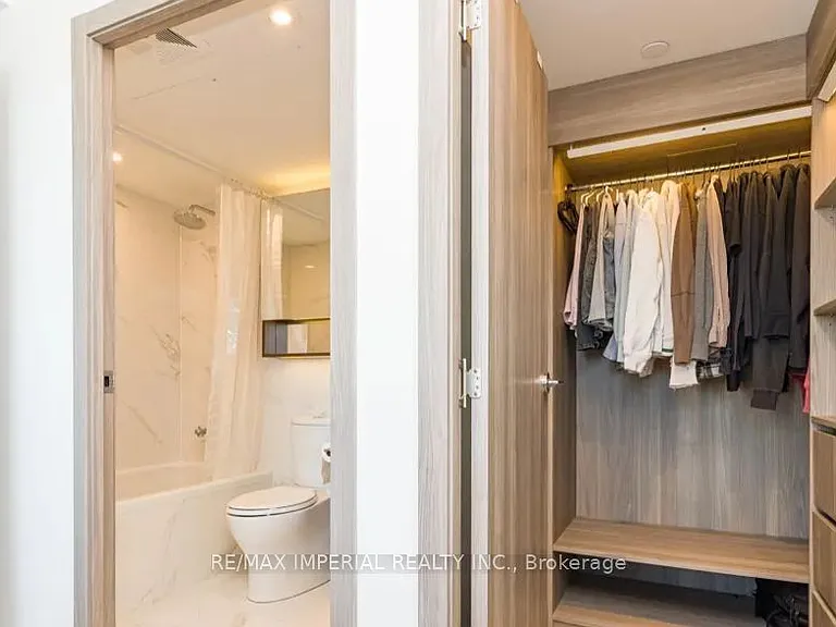 38 Widmer St #2602 — Photo 4