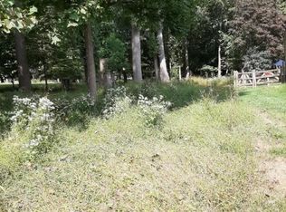 61 Old Clinton Rd, Flemington, NJ 08822