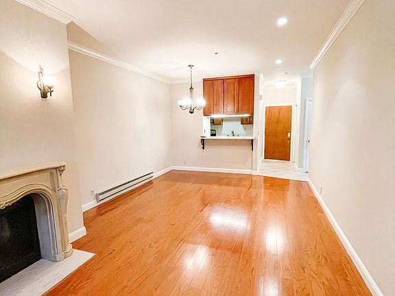4th image of 50 N San Mateo Dr APT 204