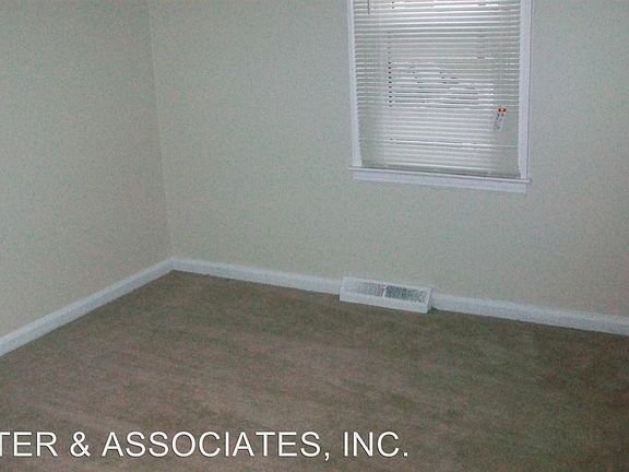 5th image of 4959 Weddell St