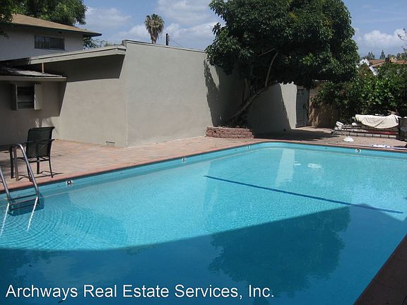 3rd image of 1355 Hilda Ave APT 3