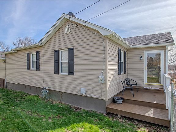 4th image of 232 Hopwood Fairchance Rd