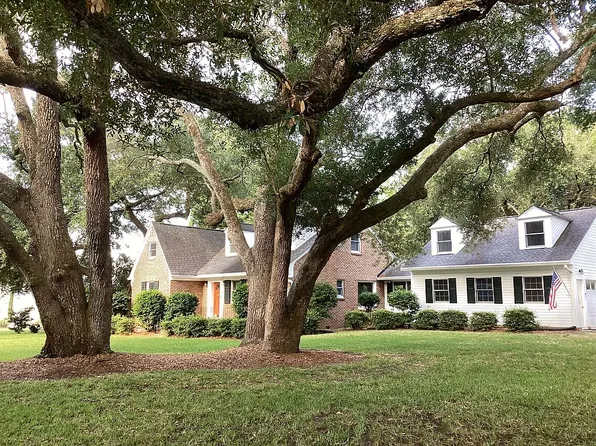 1020 Tall Pine Rd, Mount Pleasant, SC 29464