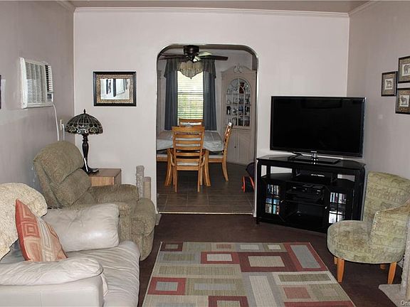 4th image of 2547 Lurting Ave