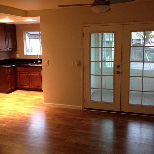 1st image of 941 Elm Ave APT 11