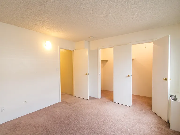 3161 Madison Ave — Photo 26