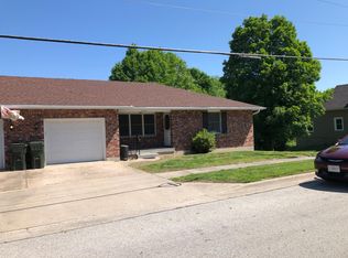 119 W Russell Ave APT A, Warrensburg, MO 64093