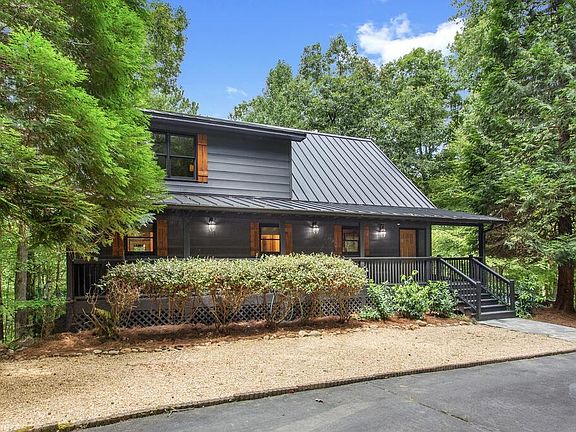 4th image of 56 Robin Lake Dr