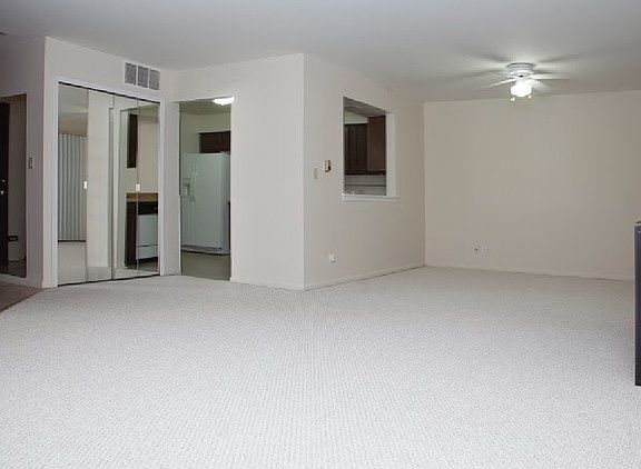 2nd image of 1181 E Randville Dr