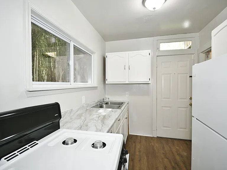 1721 Montier St #2 — Photo 10