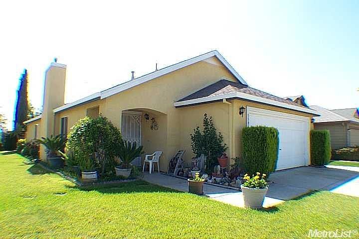 1st image of 5596 Aspen Ln