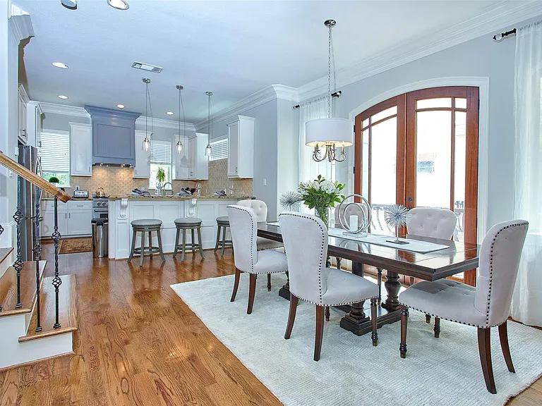 1126 W 16th St #F — Photo 10