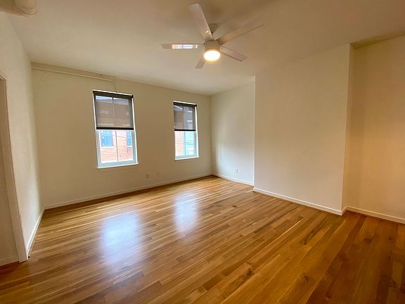 5th image of 21 E 15th St #202
