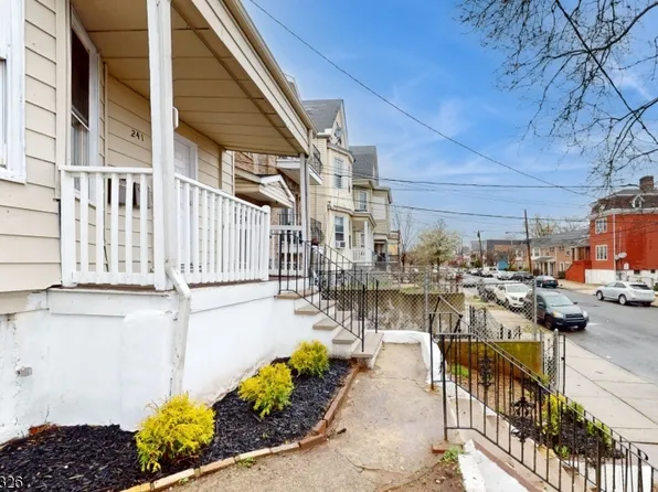 241 Peshine Ave, Newark City, NJ 07108