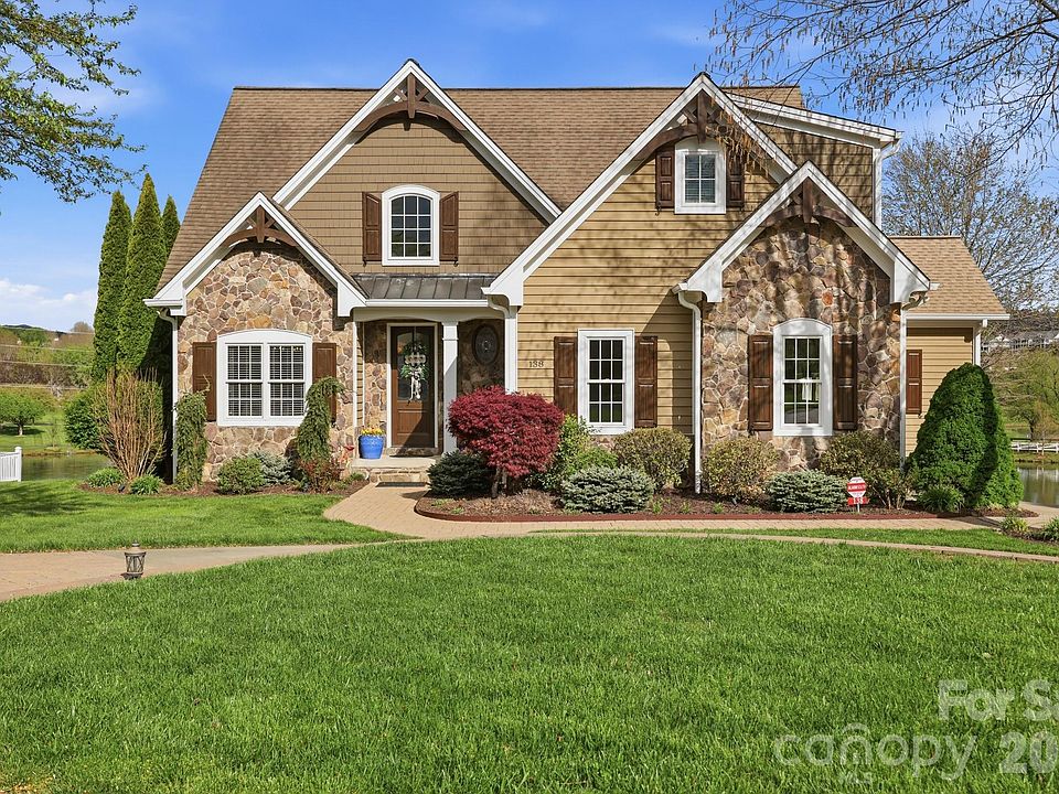 1st image of 138 Turnberry Ct #9