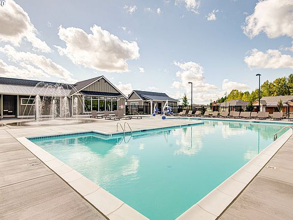2nd image of 3999 SE Century Blvd #43