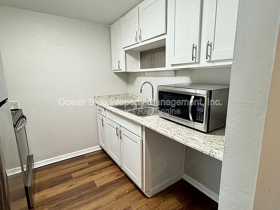 3rd image of 309 S Arcturas Ave #4