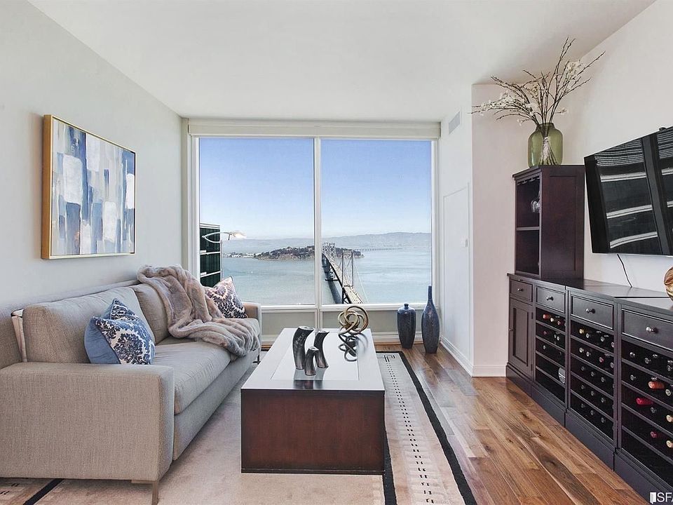 1st image of 425 1st St Unit 4508