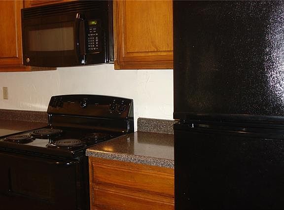 3rd image of 1104 Horizon Trl APT 2810