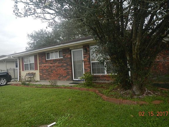 2nd image of 1809 Redwood Dr