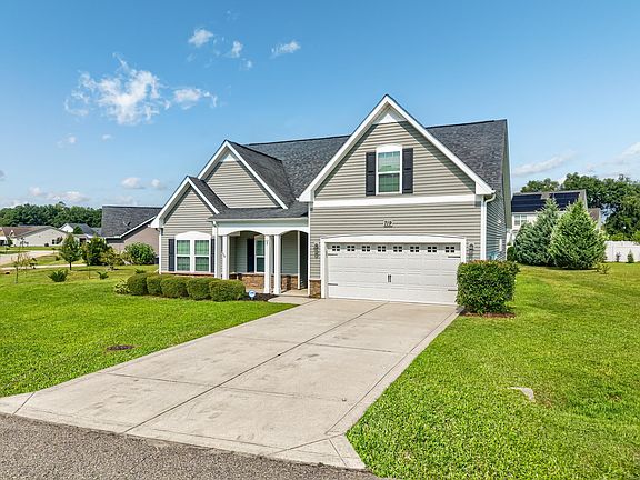 3rd image of 719 Londonberry Ct.