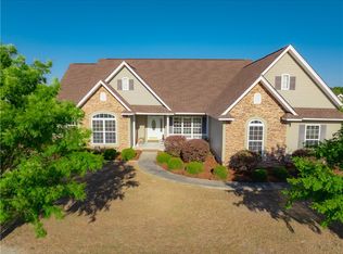 6332 Sun Dell Cir, Blackshear, GA 31516