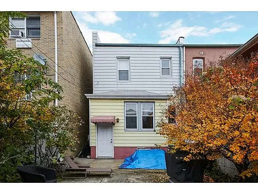 Sold by Calabrese Real Estate | media 12