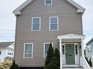 65 Essex St Floor 2, Swampscott, MA 01907
