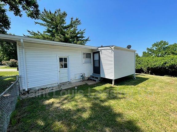 3rd image of 3035 Forge Dr