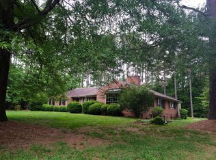 1076 Mountain Rd, Halifax, VA 24558