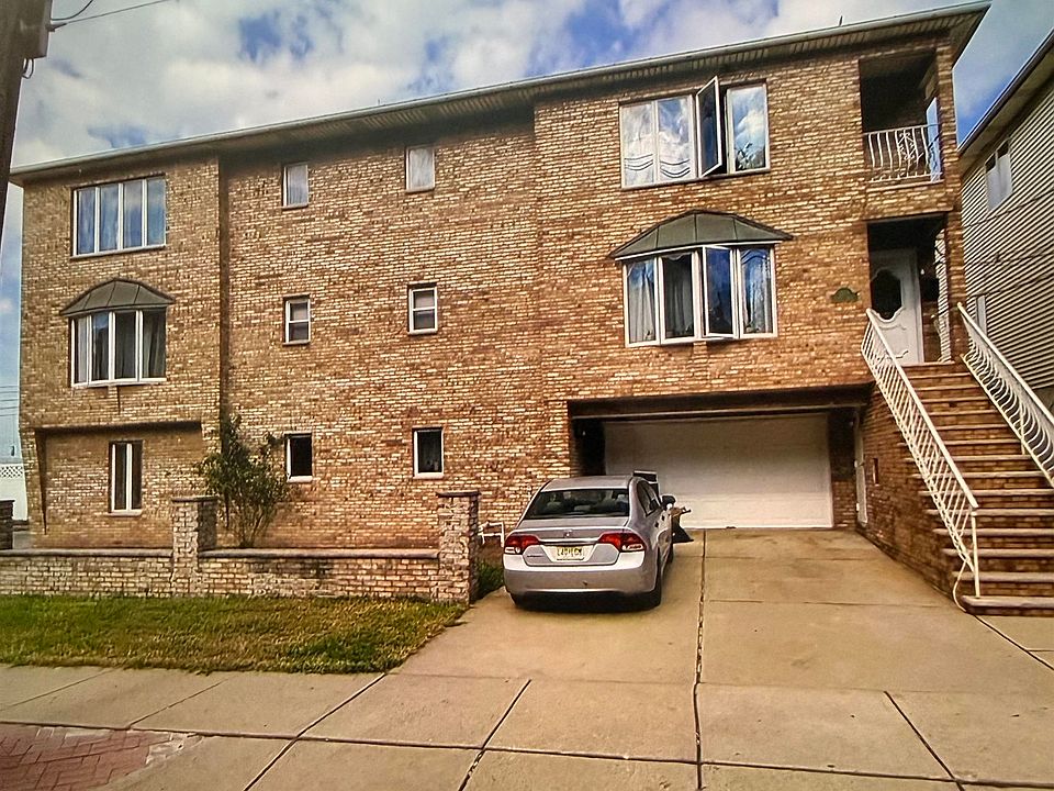 1st image of 3119 Liberty Ave APT 2