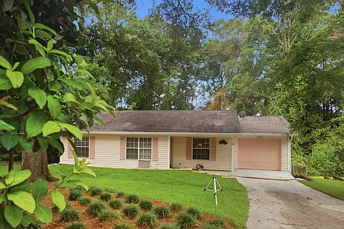 4800 Leah Ln Photo 1