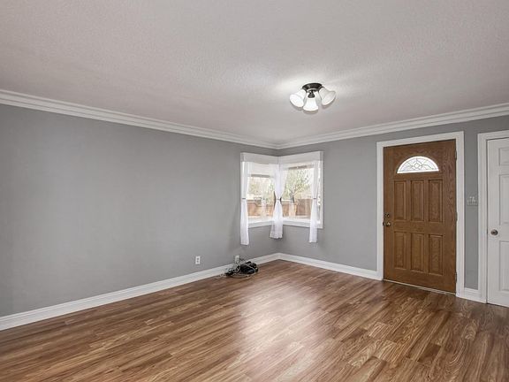 5th image of 2941 Belden St
