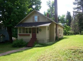 13 Newport Hts, Ironwood, MI 49938