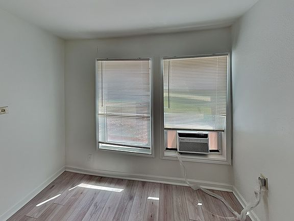 5th image of 3001 Sappington Pl