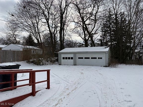 3rd image of 362 Palm Ave