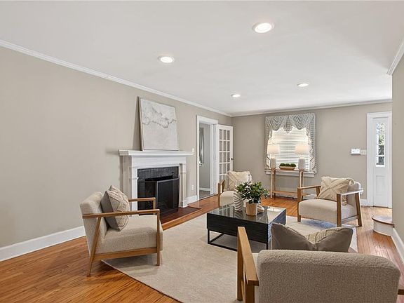 5th image of 26 Milford Rd