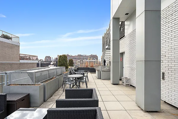 Sold by Compass | media 20