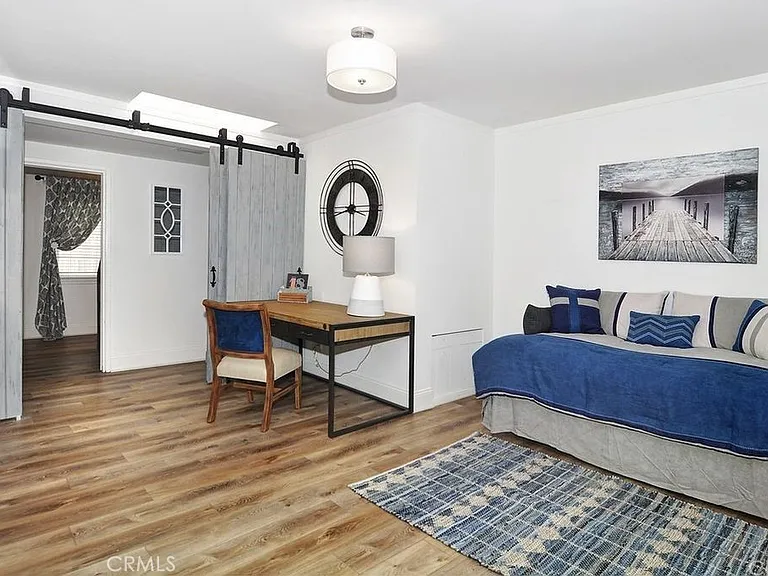 35325 Beach Rd — Photo 32