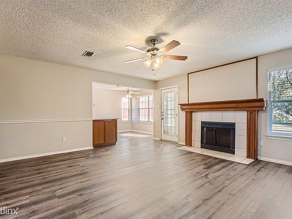 4th image of 11213 Meadow Ln