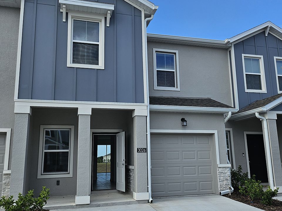 1st image of 3050 Chantilly Dr